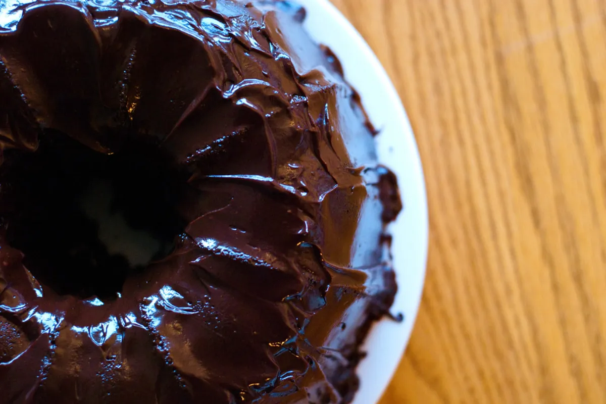 Como fazer bolo de chocolate fofo