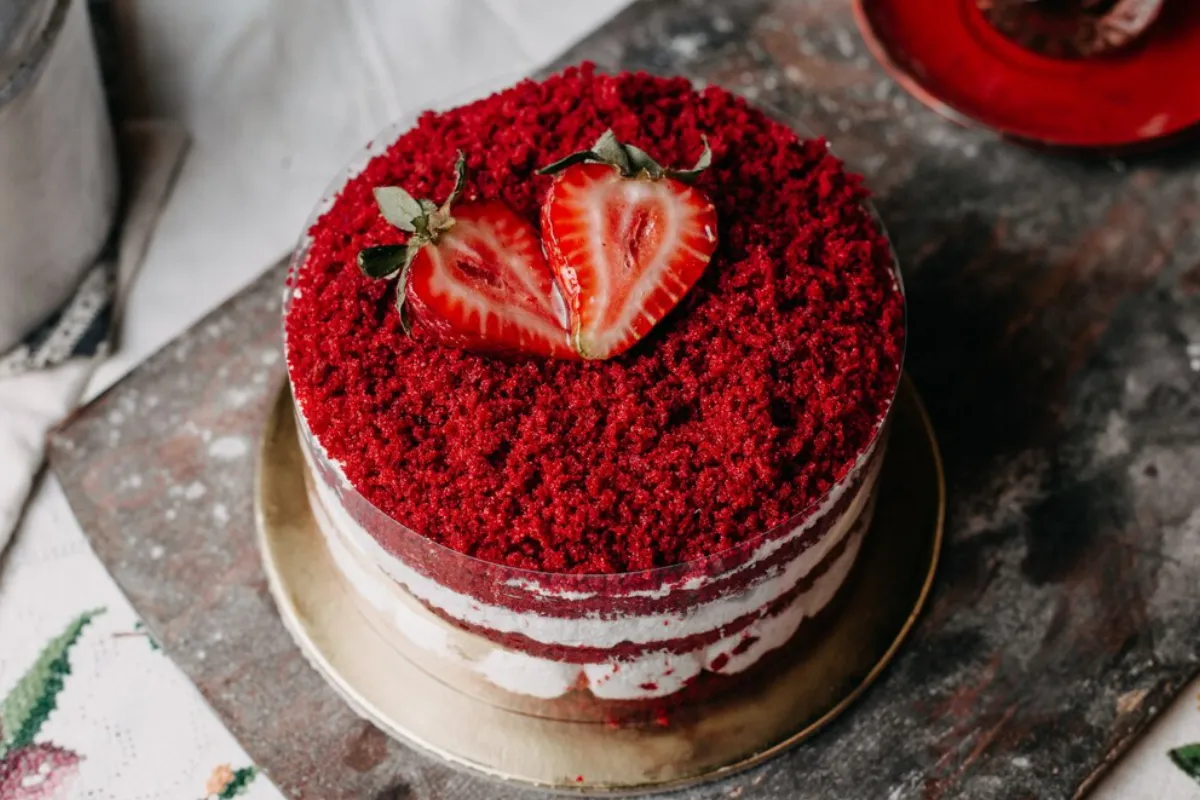 Bolo red velvet Natalino
