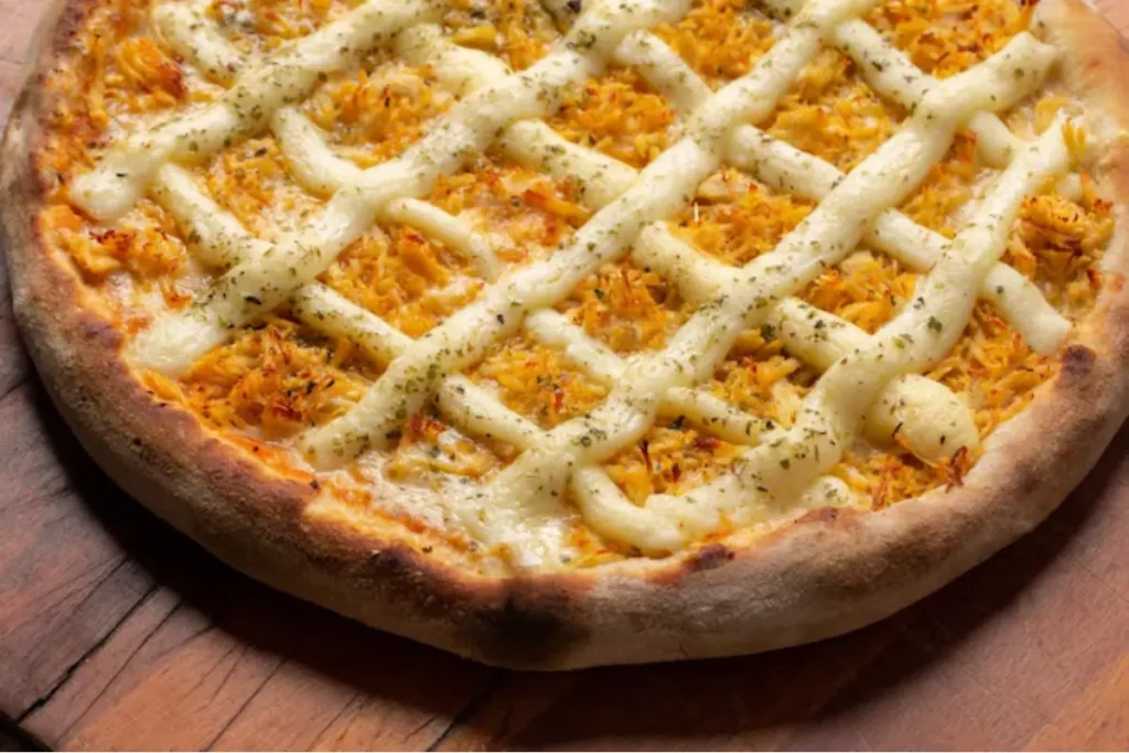 Pizza de frango com catupiry