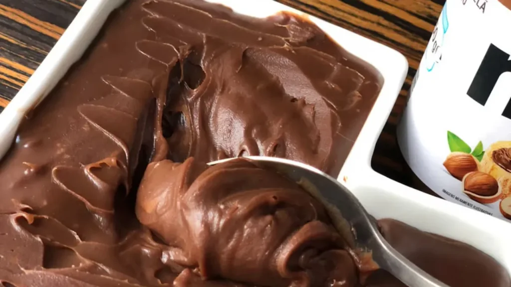 Recheio de bolo de avelã com nutella