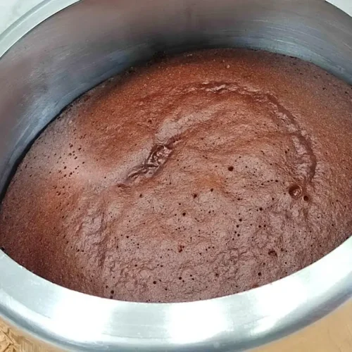Bolo na panela de pressão