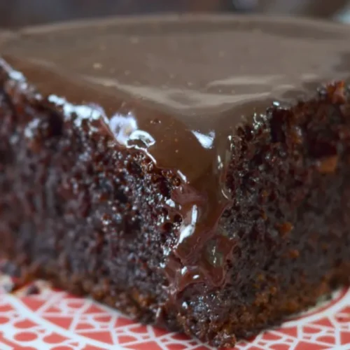 Receita de bolo simples com chocolate