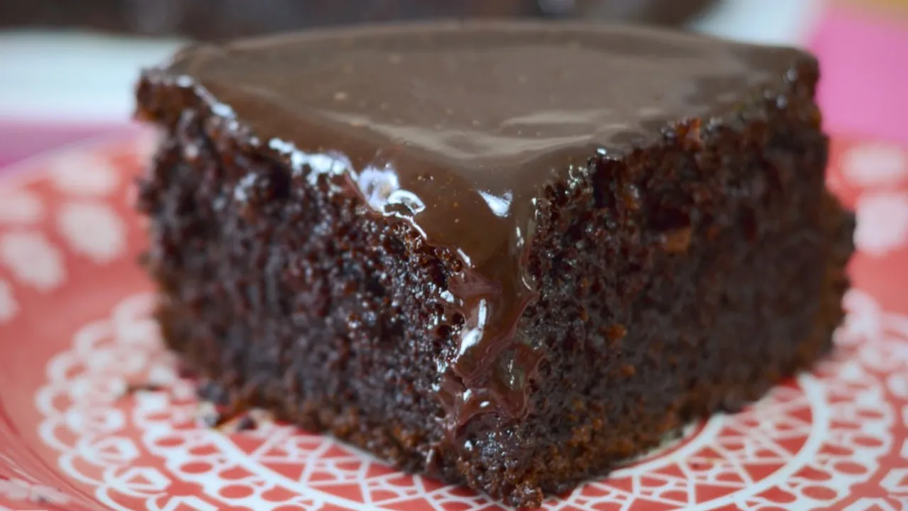 Receita de bolo simples com chocolate