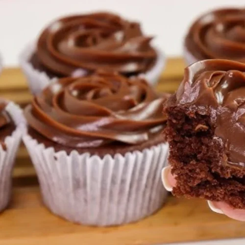 Receita de cupcake de chocolate.