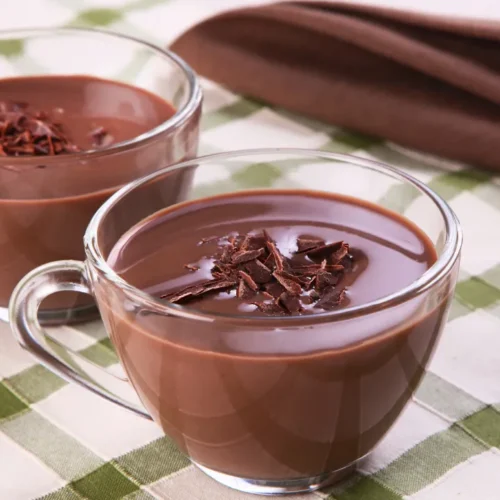 Como fazer chocolate quente cremoso