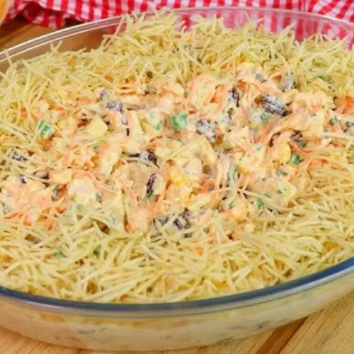 Salpicão de frango com maionese