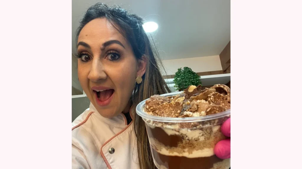 Marrara Bortoloti - Criadora do Curso Bolos no Pote