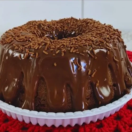 Bolo de Chocolate Simples