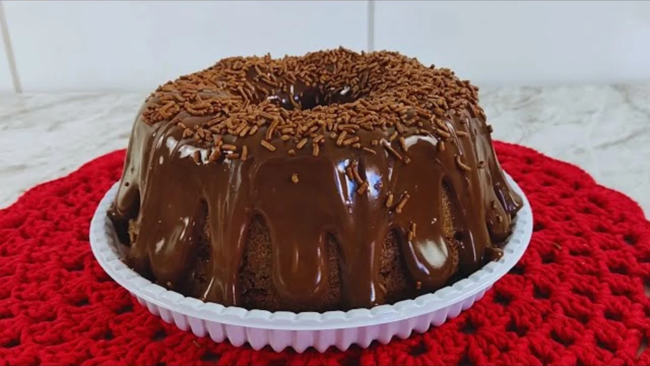 Bolo de Chocolate Simples